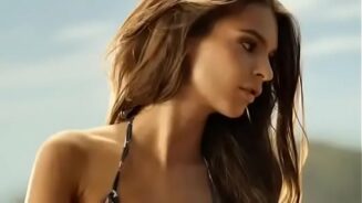 Emily Ratajkowski Tetas