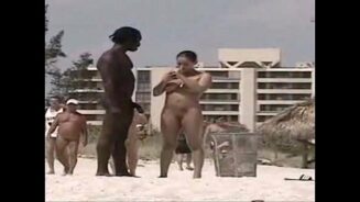 Porno Pillados En La Playa