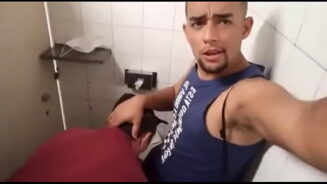 Sexo En Baño Publico Gay