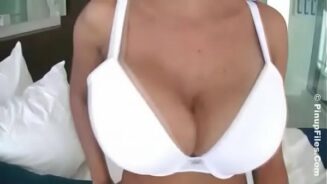 Tetas Pequeñitas