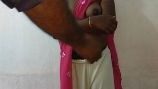 Saree model