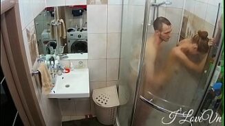 Nueva onzebiu llevar polla en el baño