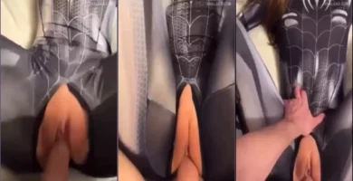 Video para adultos de Sophie Rain disfrazada de Spider-Man en Halloween